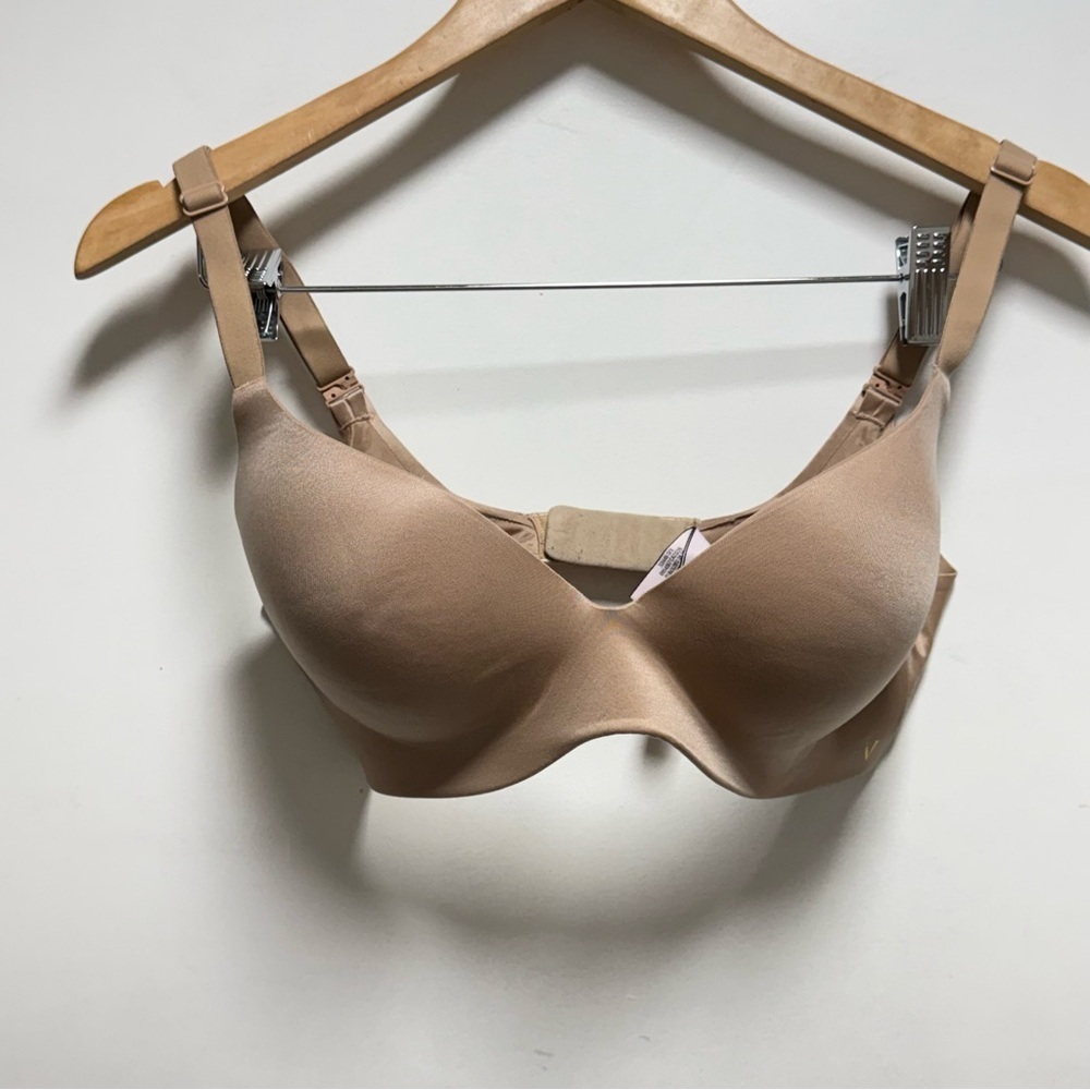 Victoria's Secret Nude Bra /Size 32D